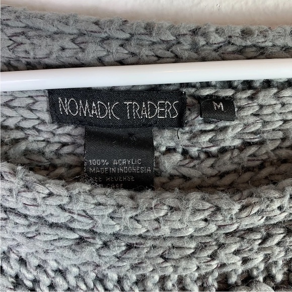 Nomadic Traders Gray Pullover Chunky Knit Sweater Bell Sleeve Size Medium - Picture 6 of 6